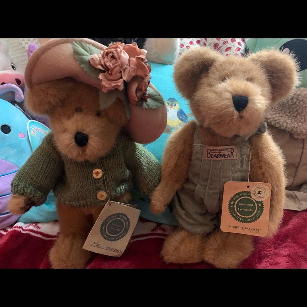 Boyd’s Bears Mrs. Trumbell and Forrest B. Bearsley